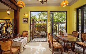Khách Sạn Pergola Design